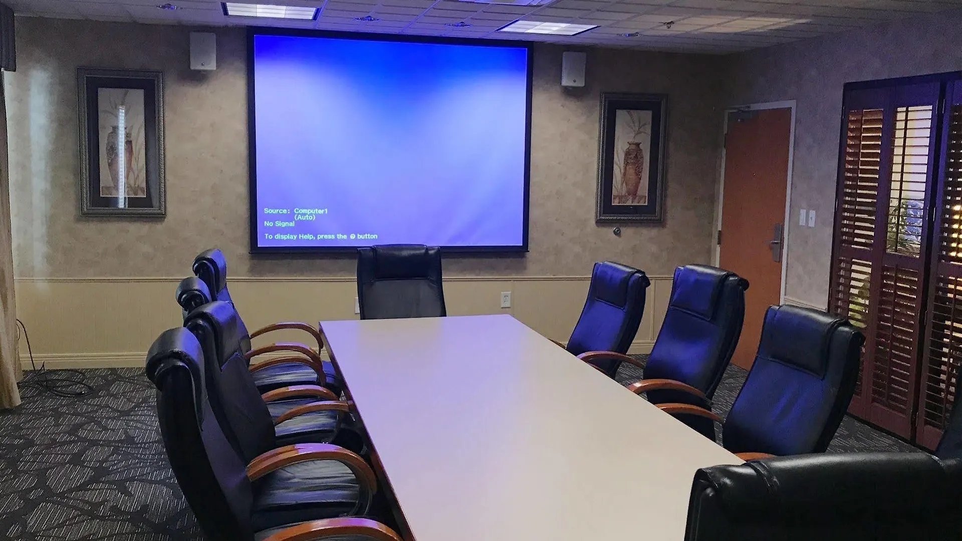 Hotel Wingate By Wyndham Louisville East