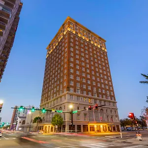 Hotel Flor Downtown, Tapestry Collection By Hilton