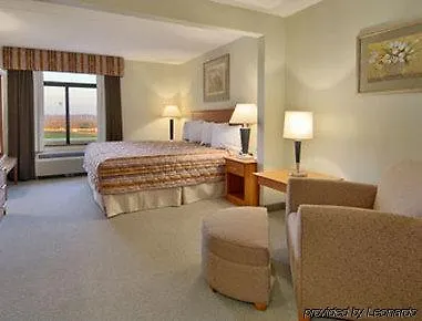 Hotel Wingate By Wyndham Louisville East