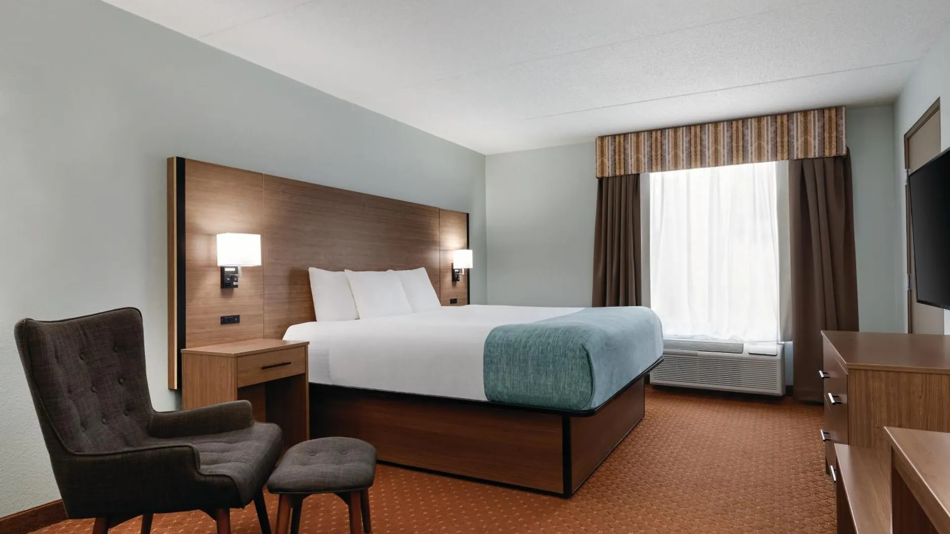 Wingate By Wyndham Louisville East