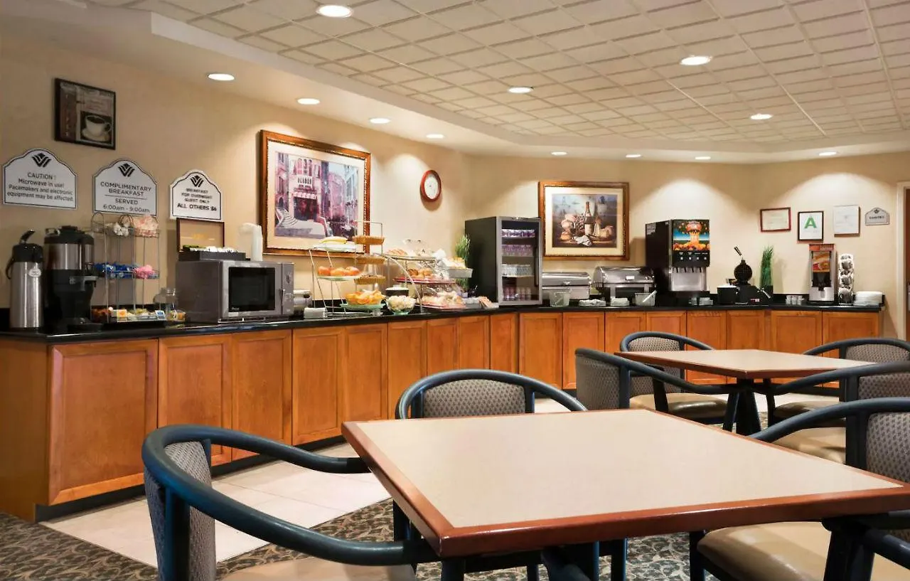 Wingate By Wyndham Louisville East 3*,  United States